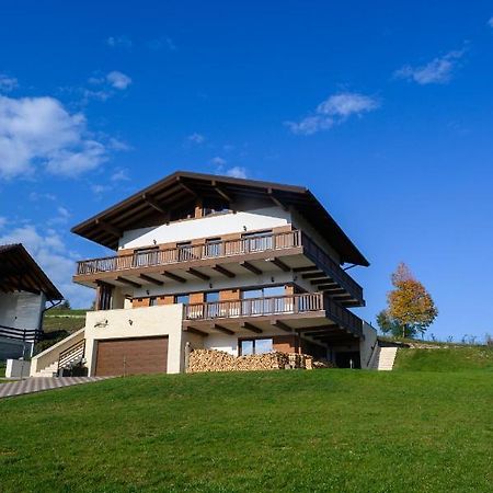 Chalet First Hill グラ・フモアルルイ エクステリア 写真