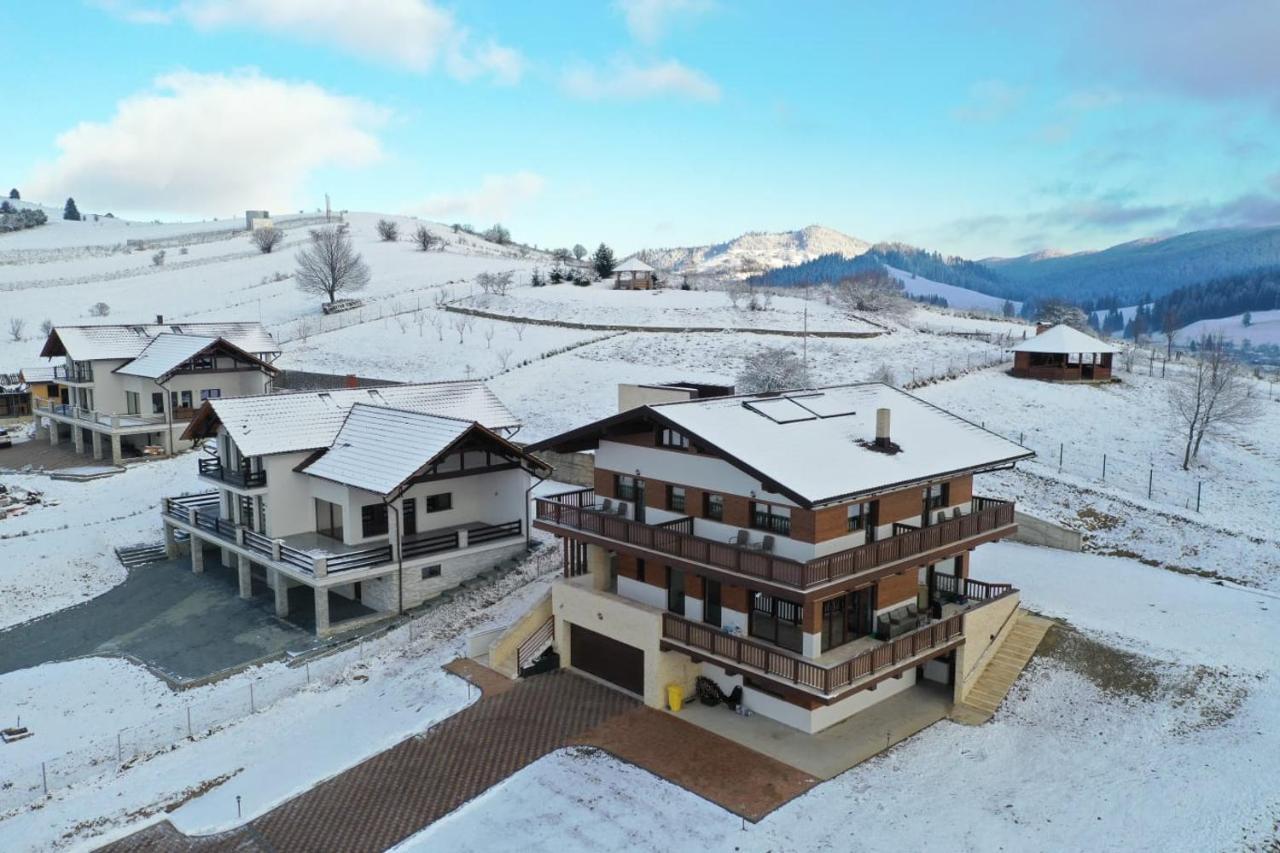 Chalet First Hill グラ・フモアルルイ エクステリア 写真