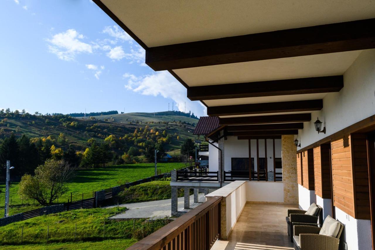 Chalet First Hill グラ・フモアルルイ エクステリア 写真